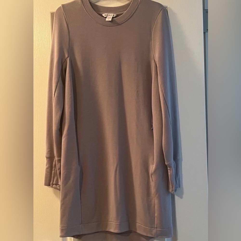 Athleta Lavender Crew Neck Sweater Dress Zippered Pockets EUC